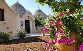 Almapetra Trulli Resort